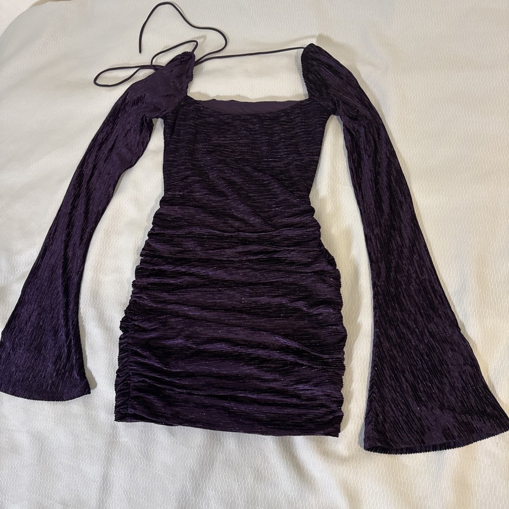 EUC LUCY IN THE SKY SEQUINS MINI DRESS/BODYCON MINI DRESS in Purple Small